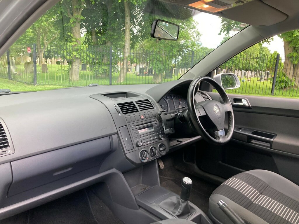 Volkswagen Polo 1.2 Match Silver #6