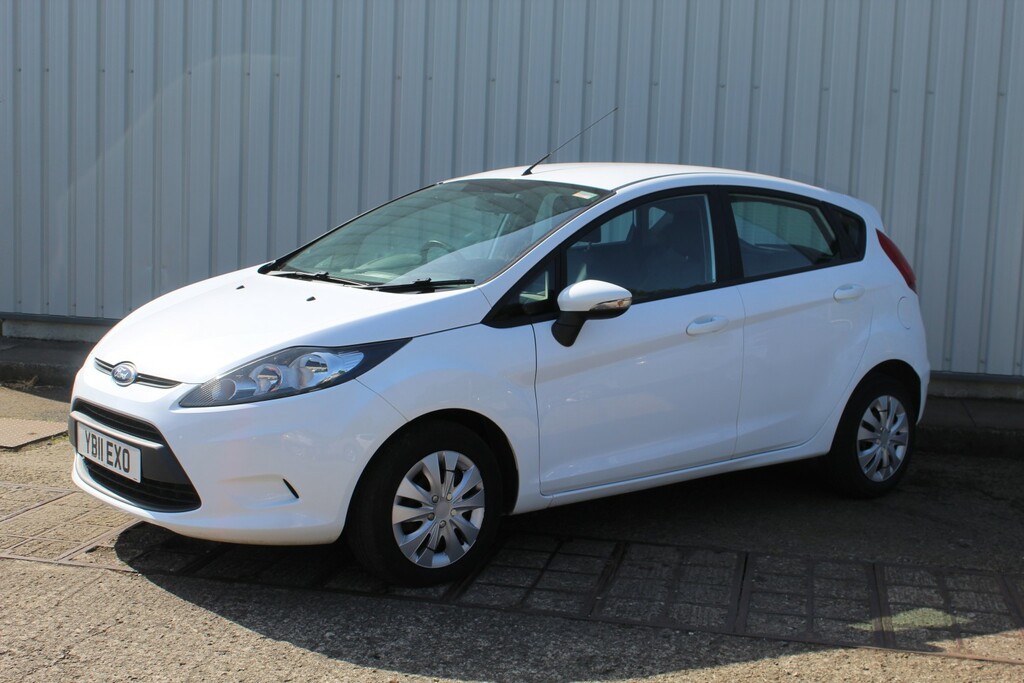 Ford Fiesta Hatchback 1.6 Tdci Econetic Dpf 2011 YB11EXO White #6