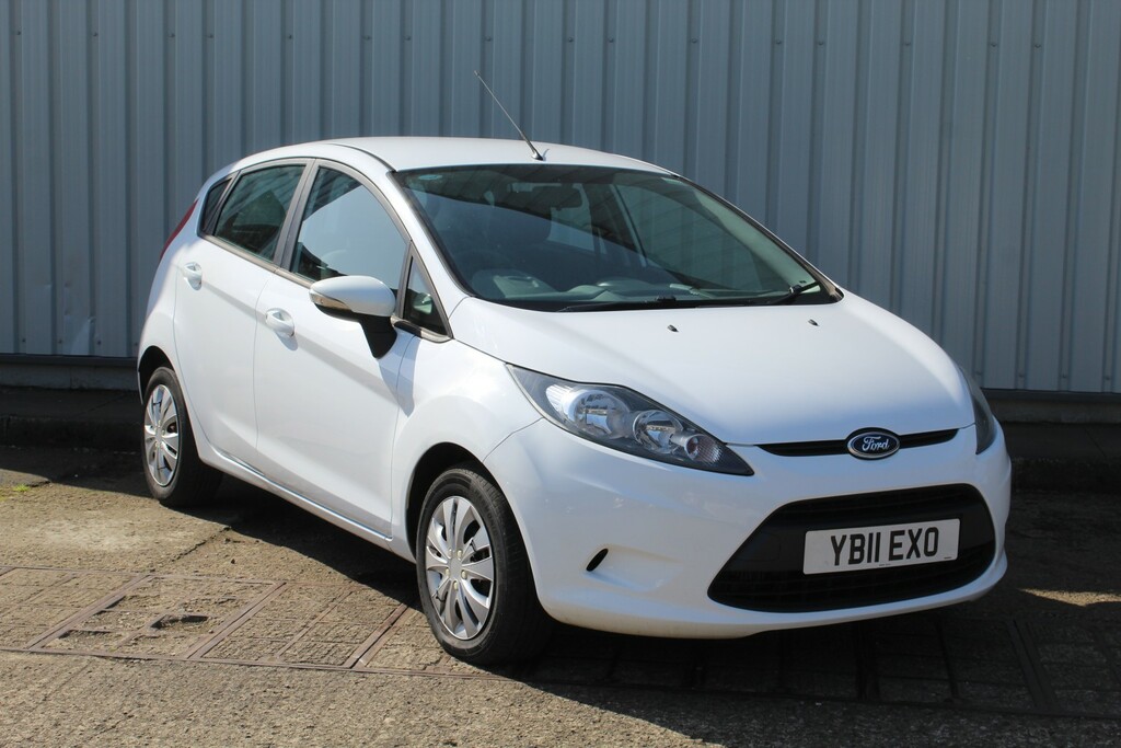 Ford Fiesta Hatchback 1.6 Tdci Econetic Dpf 2011 YB11EXO White #5