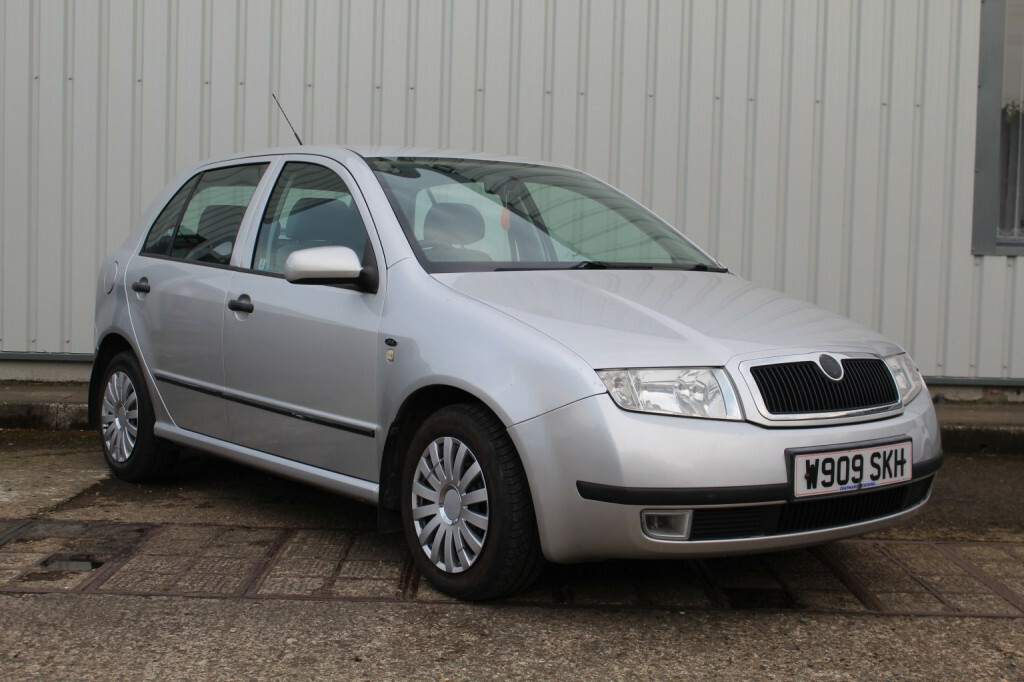 Skoda Fabia Red #20