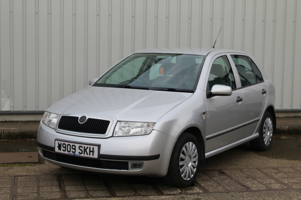 Skoda Fabia Red #22