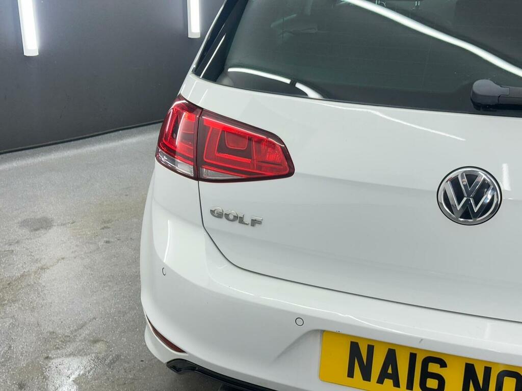Volkswagen Golf Hatchback 2.0 Tdi Bluemotion Tech R-line Edition E NA16NOU White #6