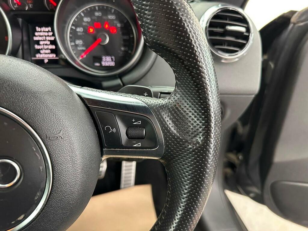 Audi TT 2.0T Fsi Black Edition Red #26