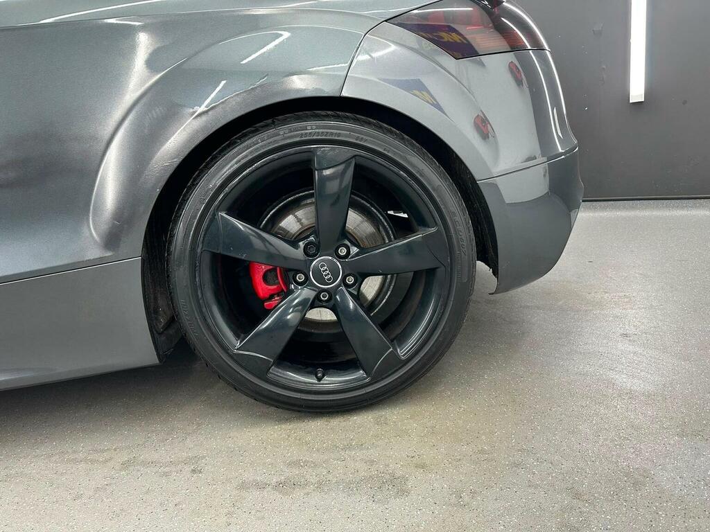 Audi TT 2.0T Fsi Black Edition Red #14