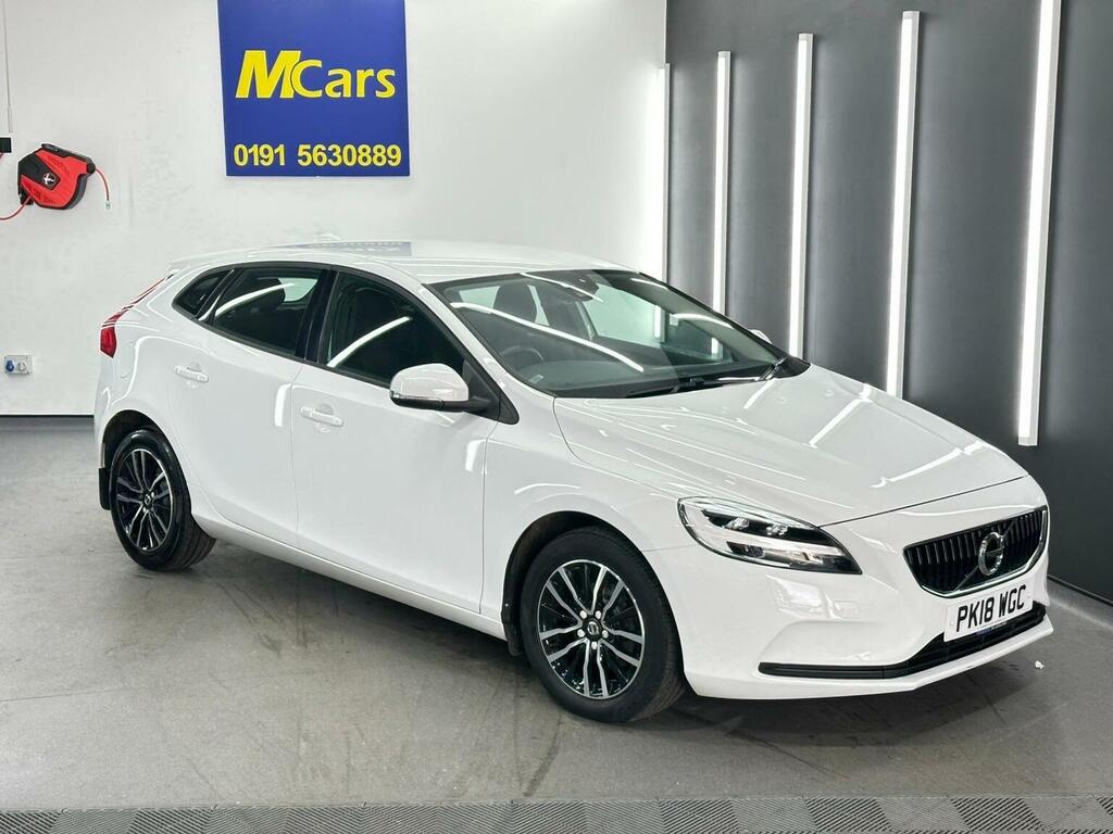 Volvo V40 Hatchback 2.0 D2 Momentum Euro 6 Ss 20181 PK18WGC White #6