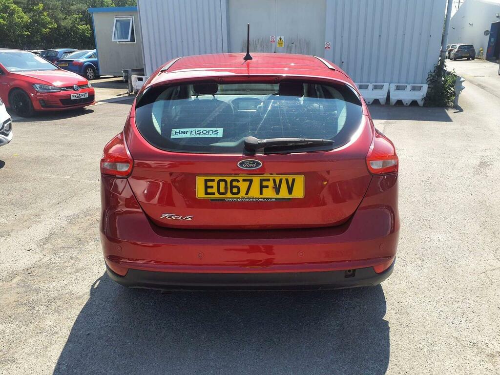 Ford Focus 1.5 Tdci Titanium Euro 6 Ss Red #3