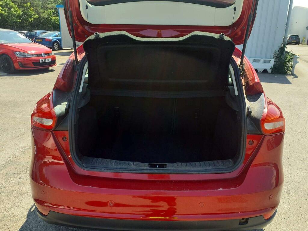 Ford Focus 1.5 Tdci Titanium Euro 6 Ss Red #6