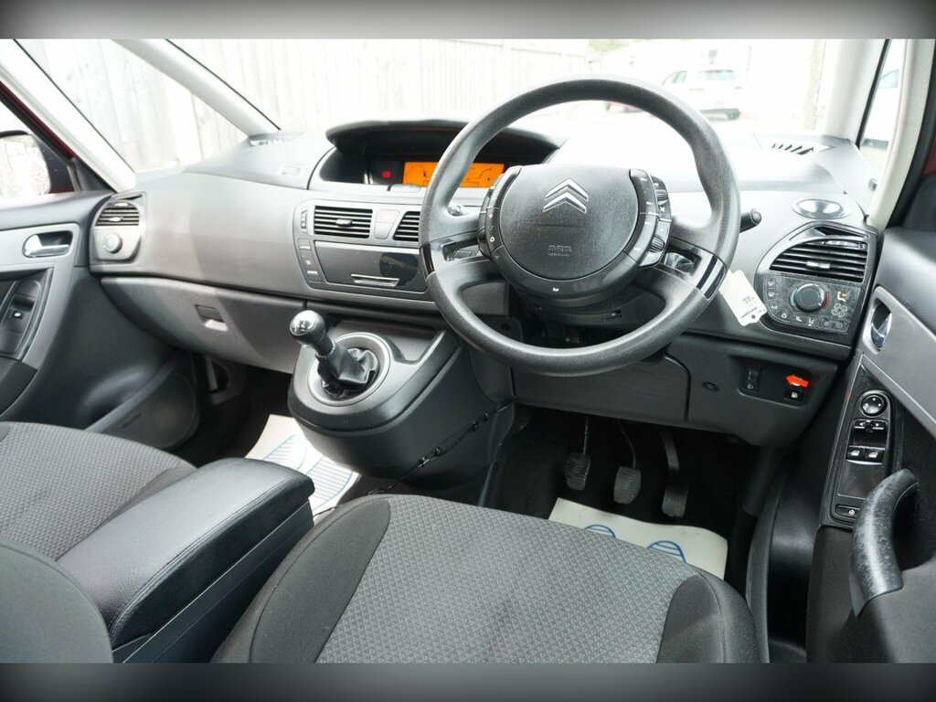 Citroen Grand C4 Picasso 1.6 Hdi Sx Euro 4 Red #2