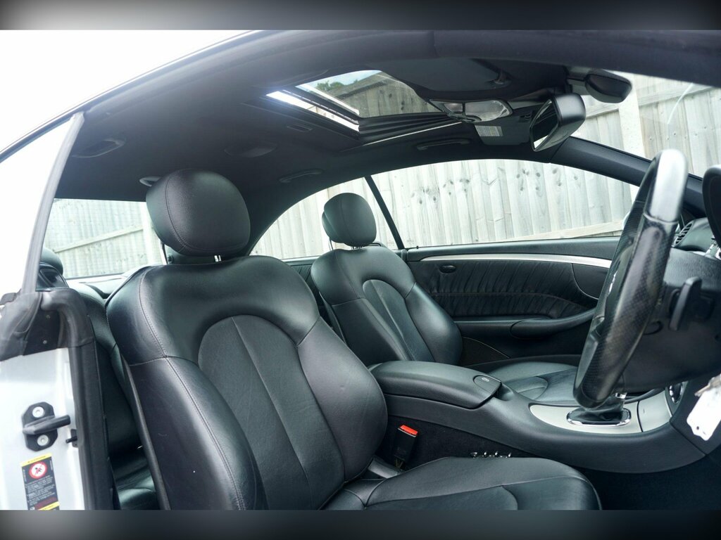 Mercedes-Benz CLK Black #16