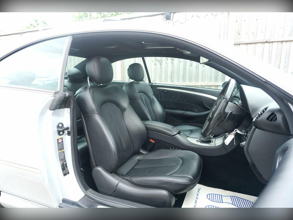 Mercedes-Benz CLK Black #15