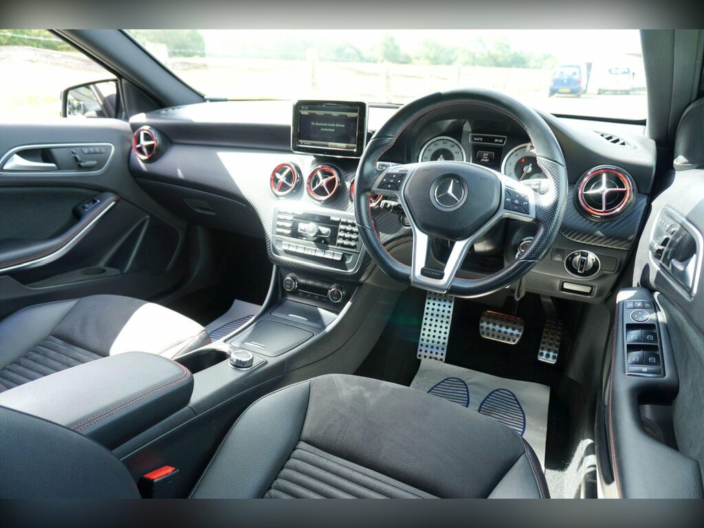Mercedes-Benz A Class 2.0 A250 Engineered By Amg Hatchback 7G Black #2