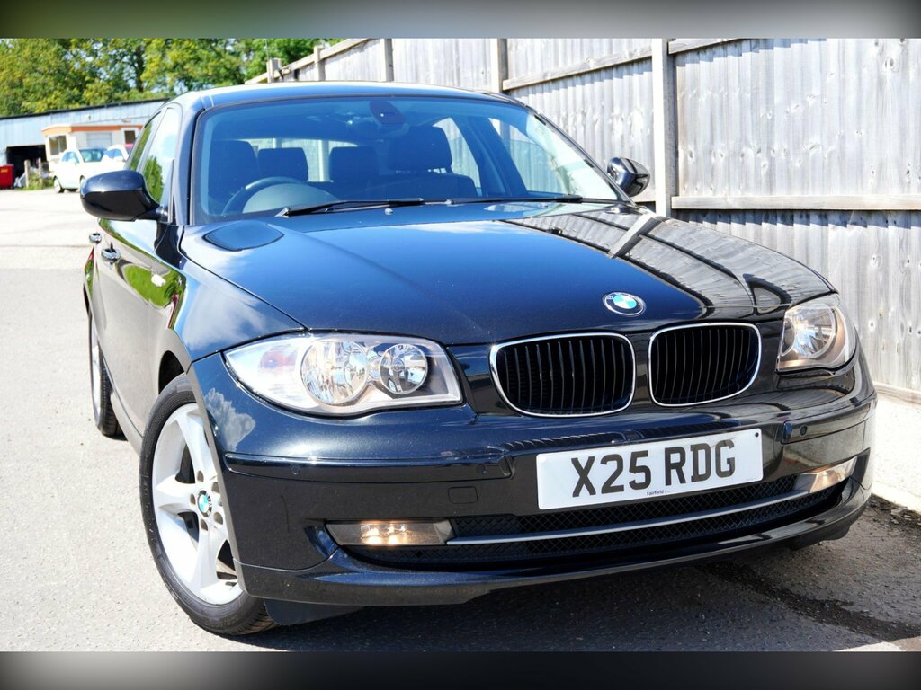 BMW 1 Series Black #20