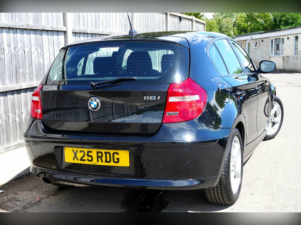 BMW 1 Series Black #9