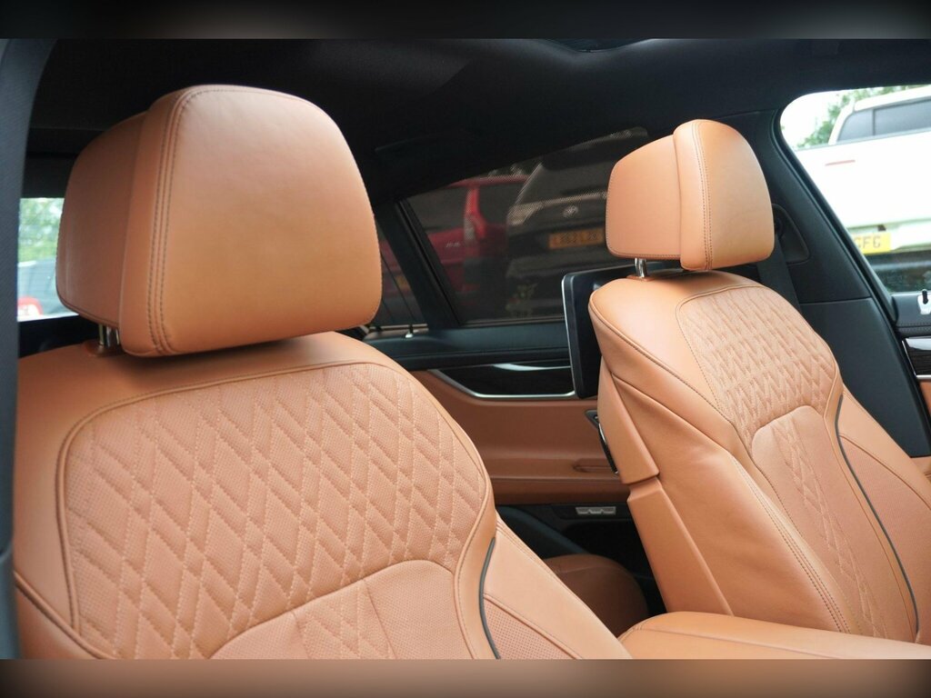 BMW 7 Series Black #14