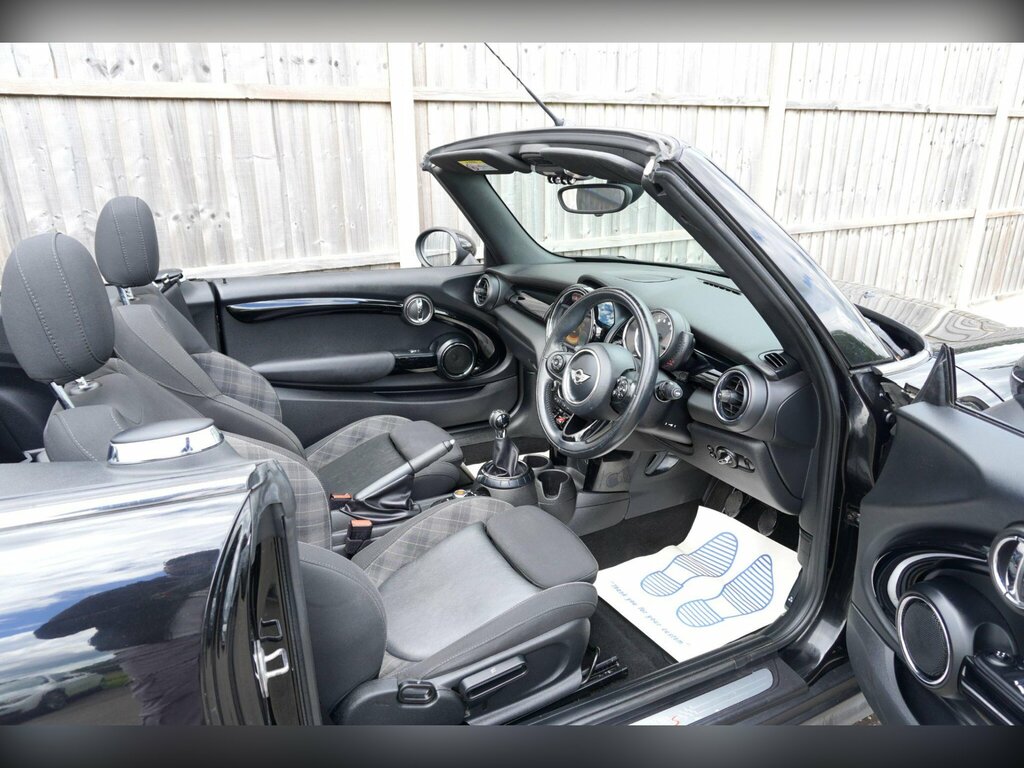 Mini Convertible Cooper S Silver #12