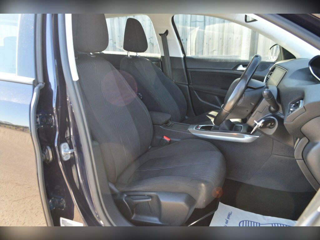 Peugeot 308 Active Grey #16