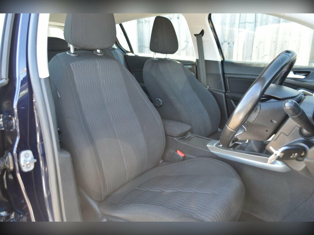 Peugeot 308 Active Grey #14