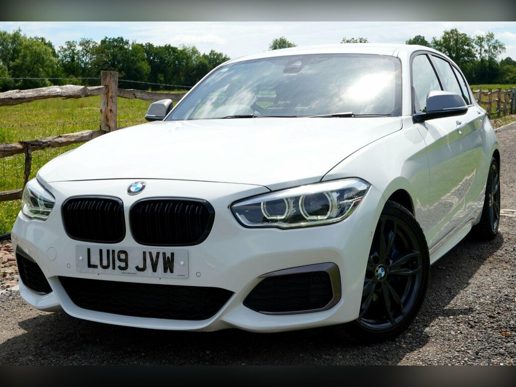 BMW 1 Series 3.0 M140i Shadow Edition Hatchback White #3