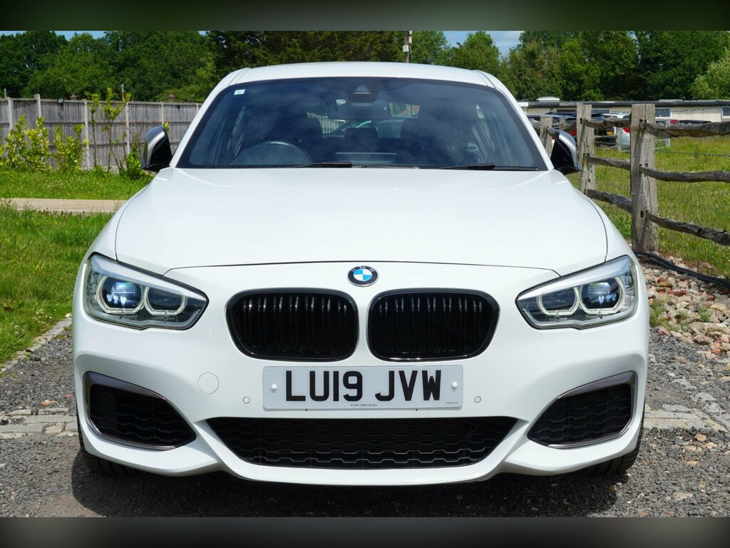BMW 1 Series 3.0 M140i Shadow Edition Hatchback White #4