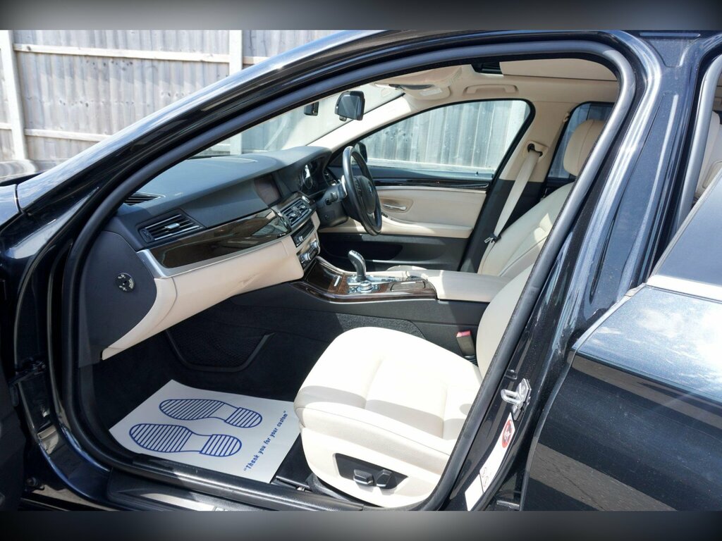 BMW 5 Series M Sport Grey #16
