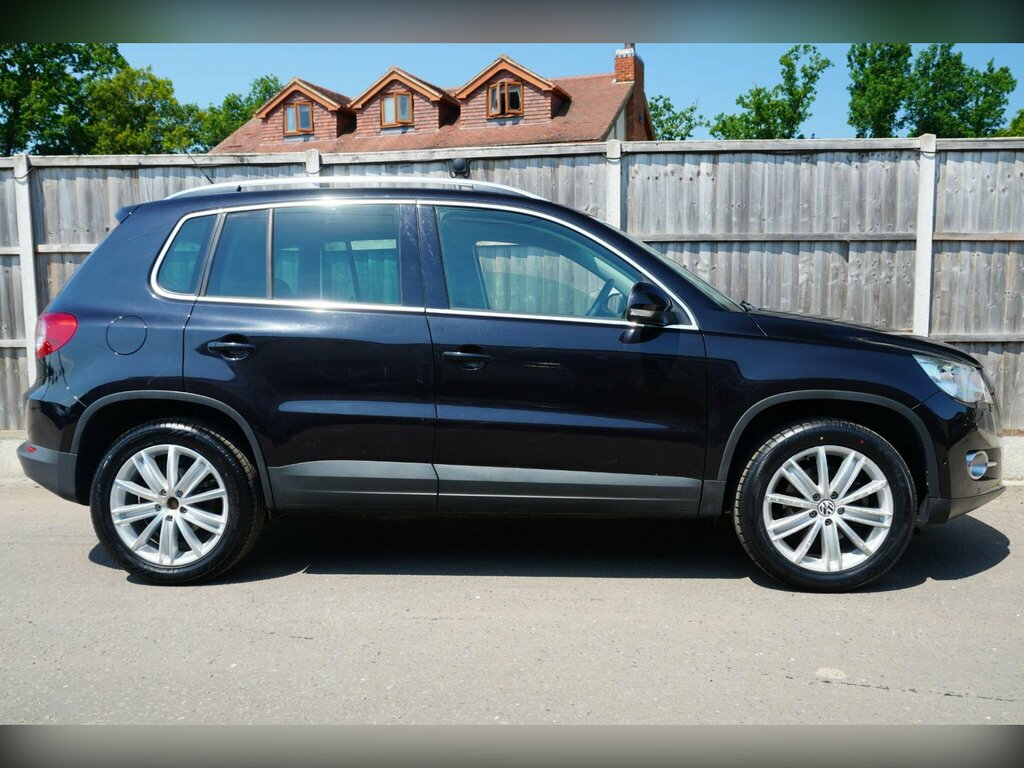 Volkswagen Tiguan 2.0 Tdi Bluemotion Tech Black #21