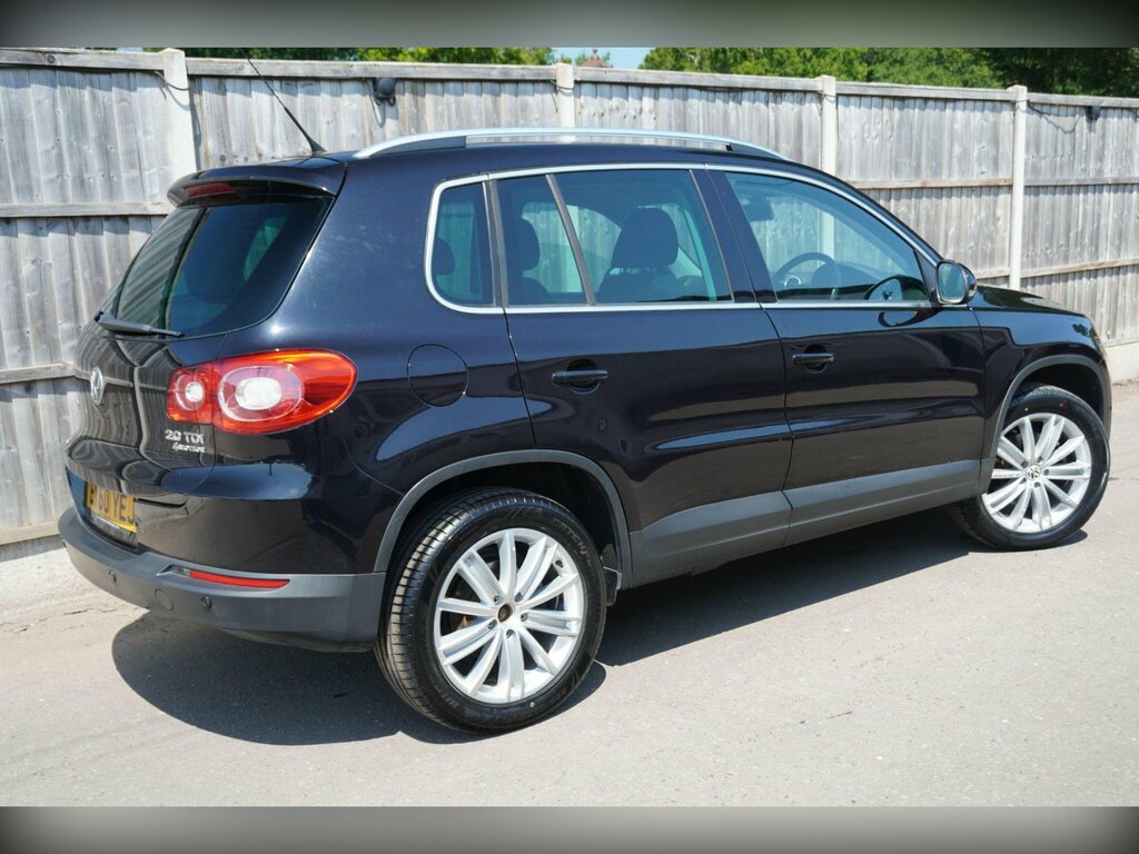 Volkswagen Tiguan 2.0 Tdi Bluemotion Tech Black #18