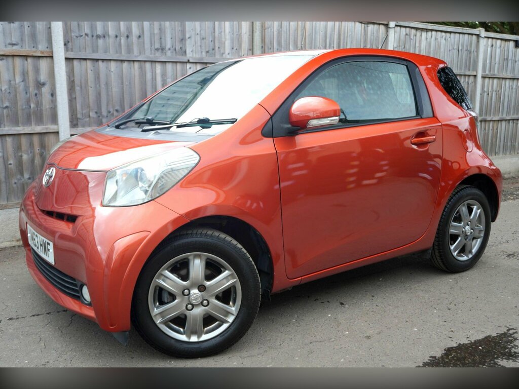 Toyota IQ Vvt-i 2 Hatchback Black #16