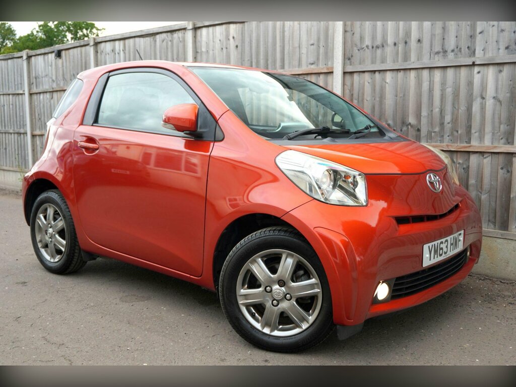 Toyota IQ Vvt-i 2 Hatchback Black #13