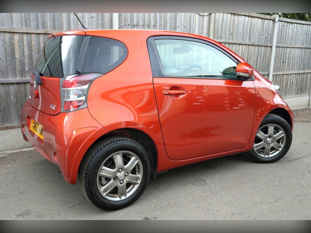 Toyota IQ Vvt-i 2 Hatchback Black #20