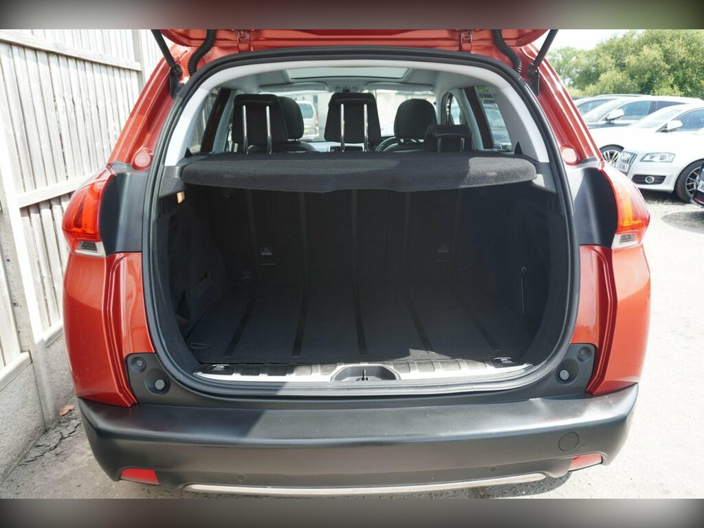 Peugeot 2008 Suv 1.4 Hdi Access 201463 Blue #13