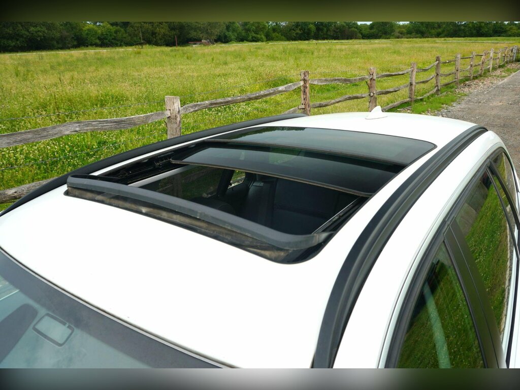 BMW 3 Series 3.0 325I Se Touring Steptronic Euro 5 White #6
