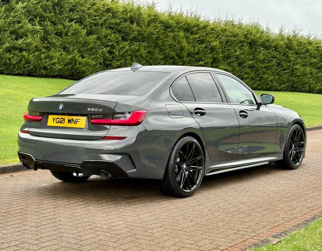 BMW 3 Series 2.0 320D Mht M YG21WNF Grey #3