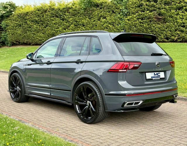Volkswagen Tiguan 2.0 Tdi R-line Suv FG72MGJ Grey #4