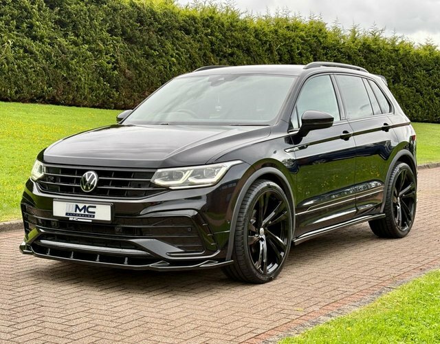 Volkswagen Tiguan 2.0 Tdi R-line Edition DF72YUD Black #2