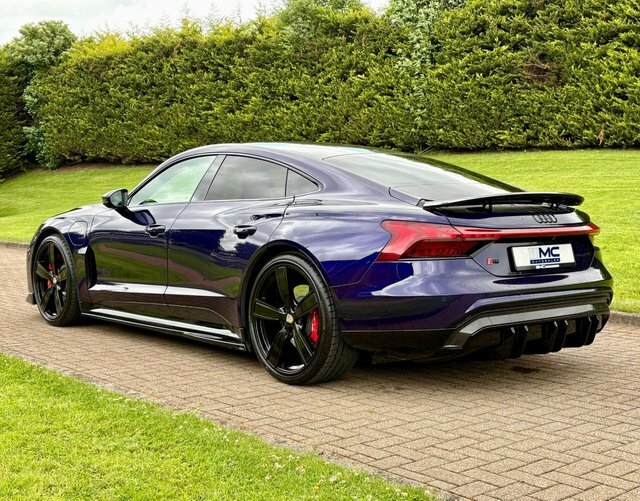 Audi Rs E-Tron Gt 93.4Kwh Carbon Black Saloon Black #6