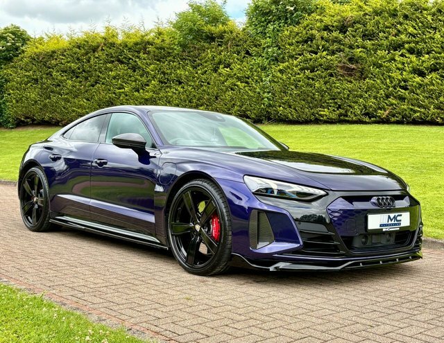 Audi Rs E-Tron Gt 93.4Kwh Carbon Black Saloon Black