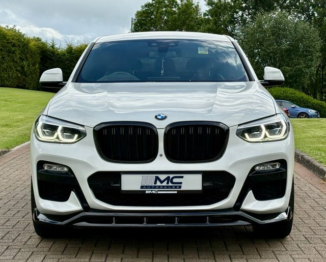 BMW X4  Black #10