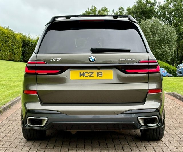 BMW X7 Xdrive M60i Step #10
