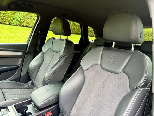 Audi Q5 Competition Black #12