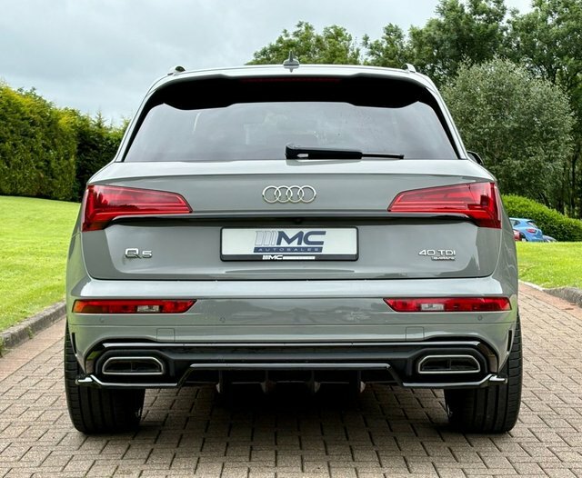 Audi Q5 Competition Black #9