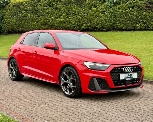 Audi A1 1.0 Tfsi 30 S Red