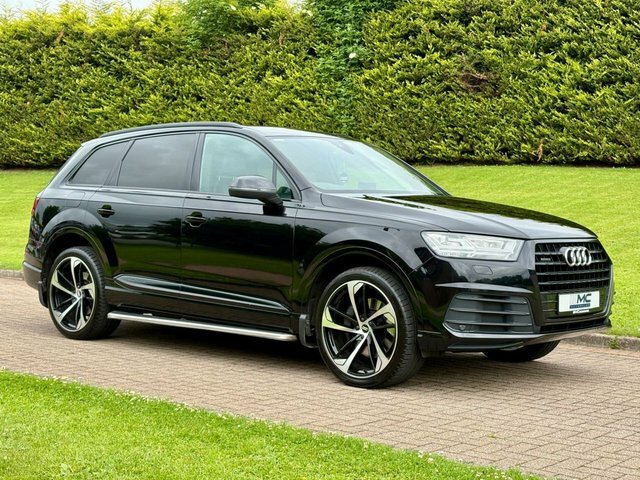 Audi Q7 3.0 Tdi V6 S Black #5