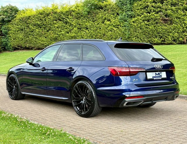 Audi A4 Avant 2.0 Tdi 35 S Blue #4