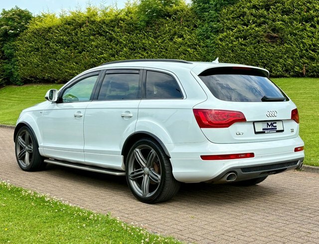 Audi Q7 3.0 Tdi V6 S White #4