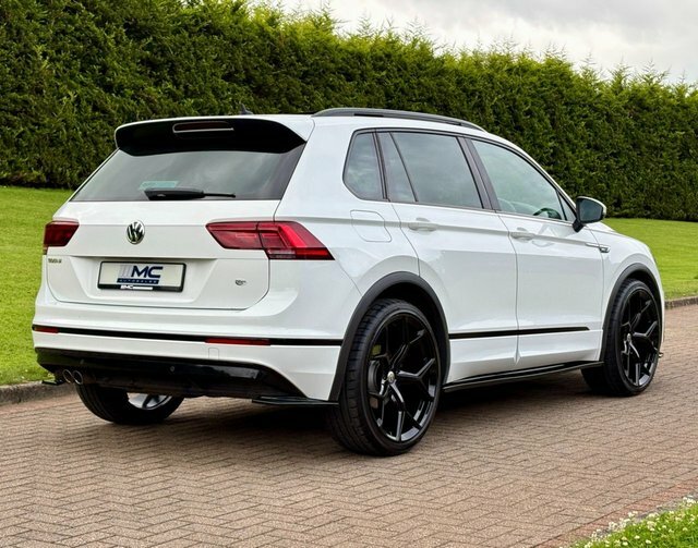 Volkswagen Tiguan 2.0 Tdi R-line Suv White #3
