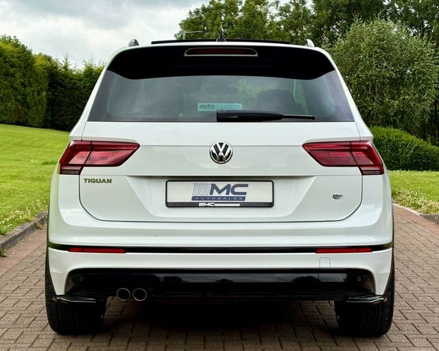 Volkswagen Tiguan Se Navigation Black #9