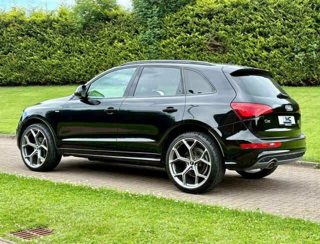 Audi Q5 2.0 Tdi S Line Black #6