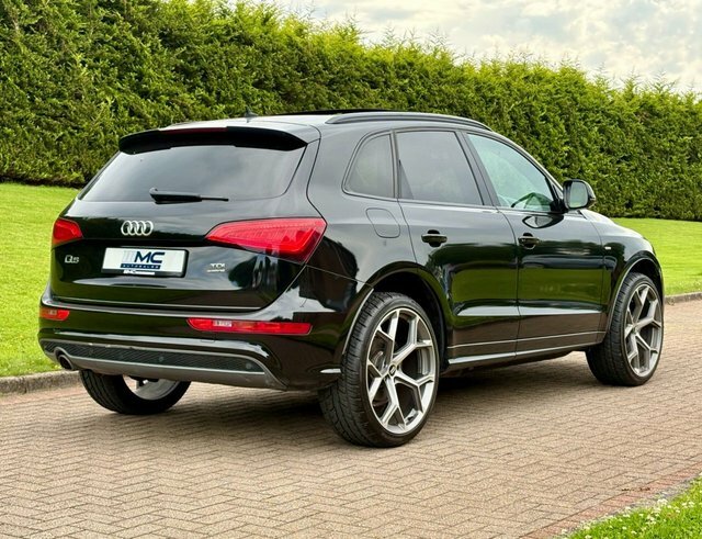Audi Q5 2.0 Tdi S Line Black #3