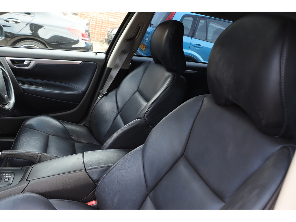 Volvo V70 Grey #23