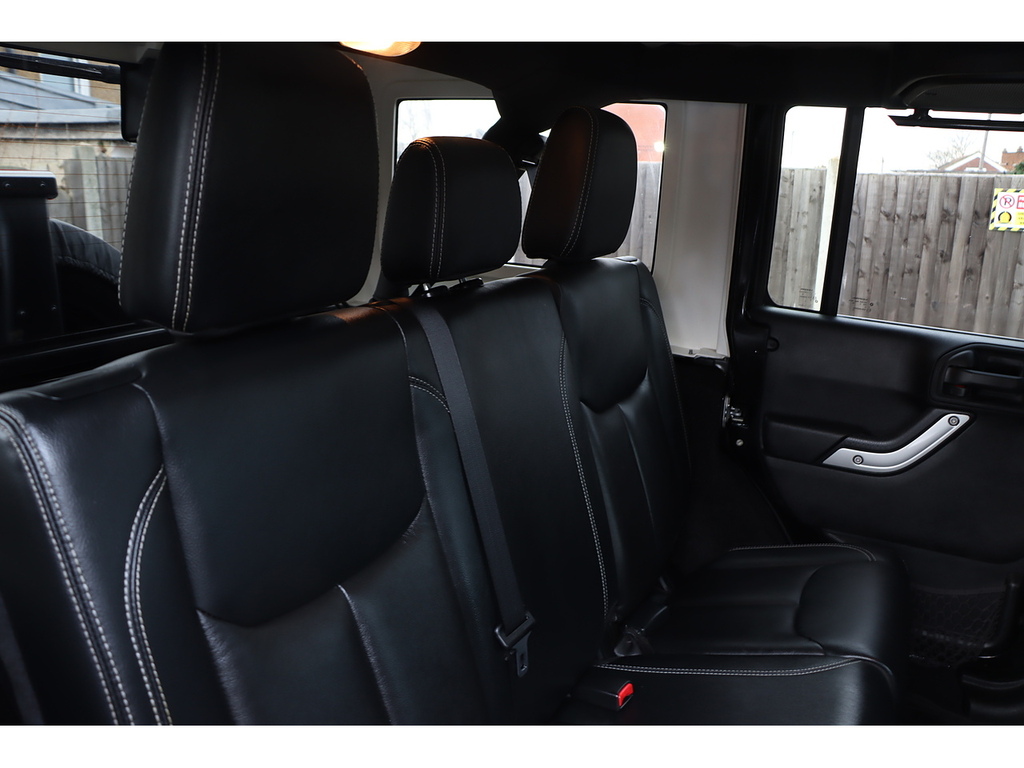 Jeep Wrangler 2.8 Crd Sahara Green #19